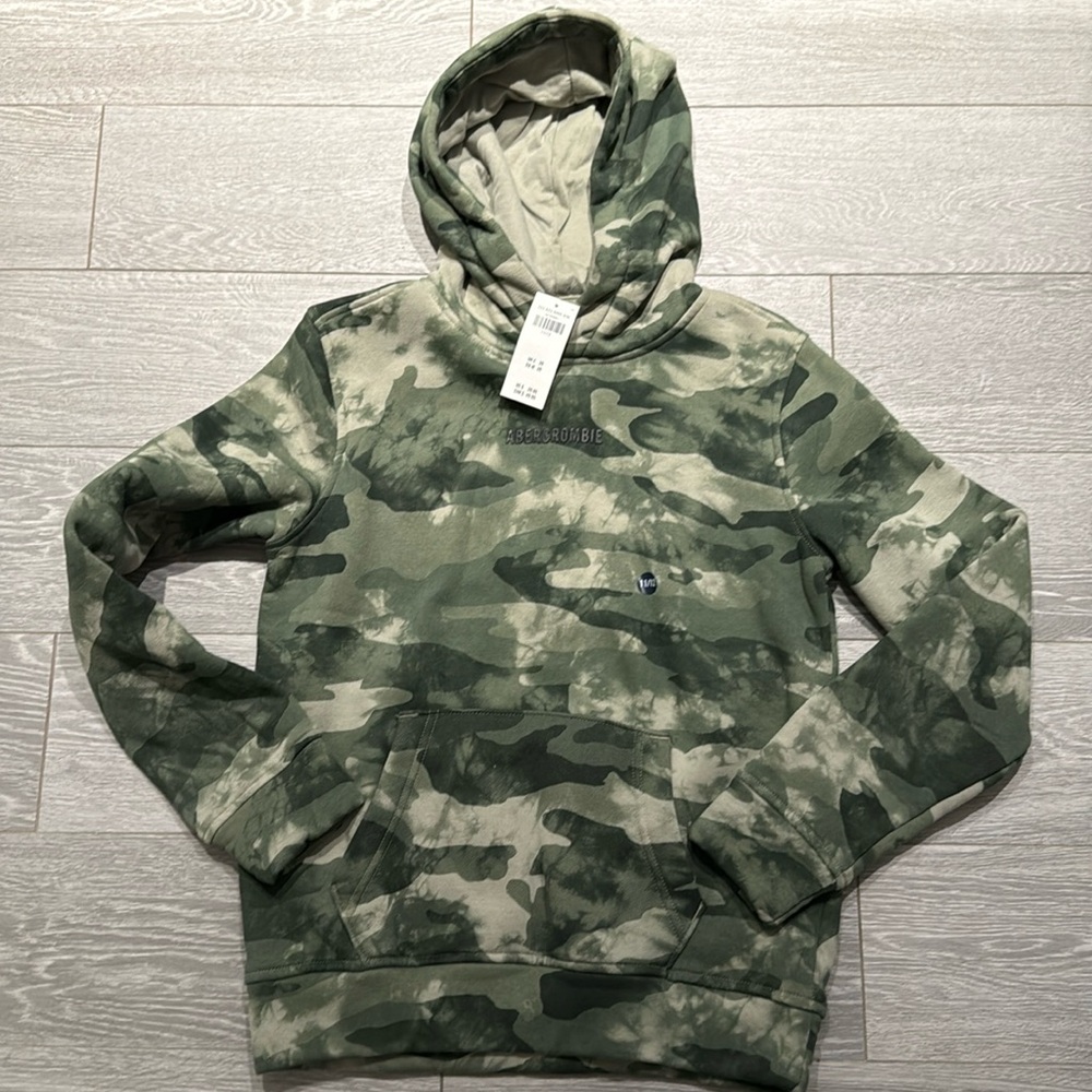 NWT Abercrombie Kids Boys Hoodie Size 11/12